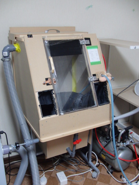 サンドブラストキャビネット完成