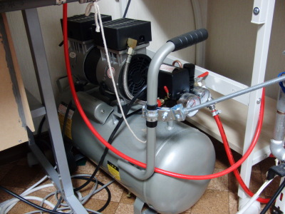 コンプレッサー